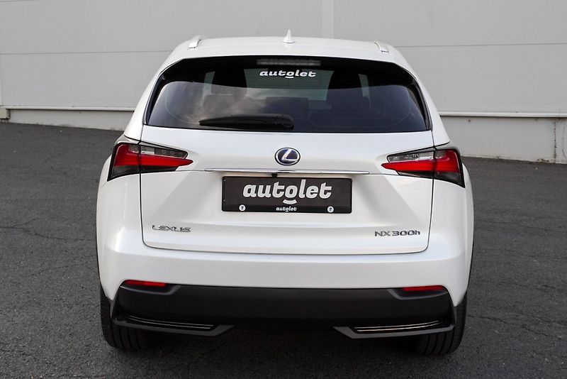 Lexus NX 300h 300H 2.5 HYBRID AWD PREMIUM - fotka 12 z 24