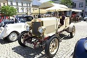 Čtyřicátý ročník Plaketové jízdy historických automobilů uspořádal kolínský Veteran Car Club.