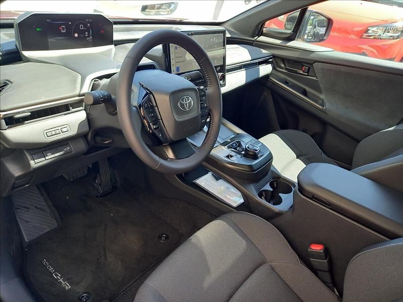 Toyota C-HR Style Dynamic 73 kWh  FWD - fotka 7 z 14