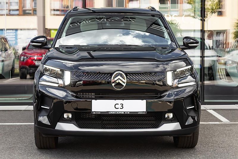 Citroën C3 (2026) 1,2 MAX Turbo 100k + ZIMA - fotka 2 z 18