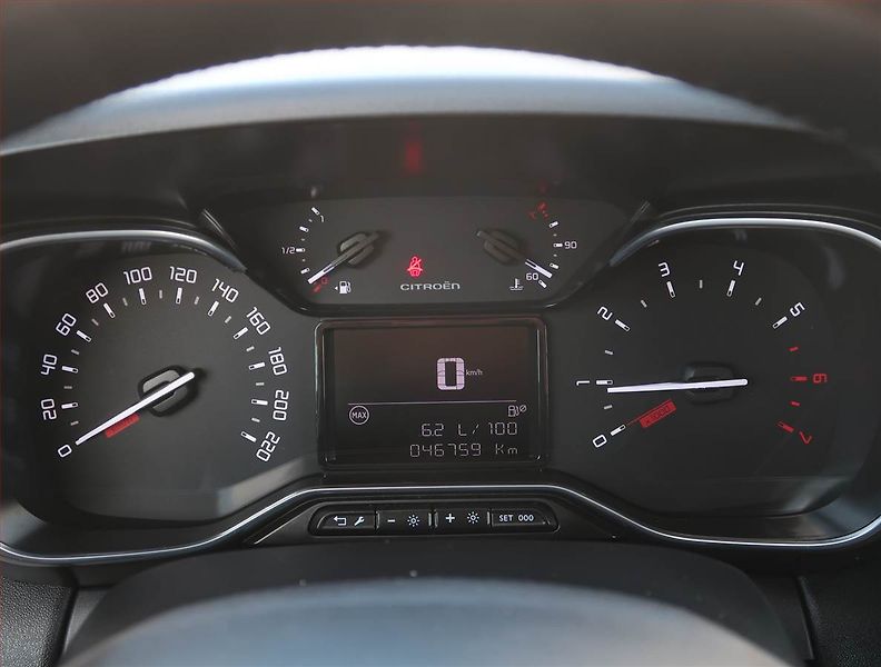 Citroën C3 Aircross (2020) C-Series 1.2 PureTech - fotka 11 z 22