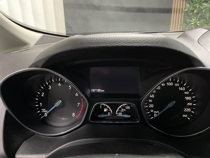 Ford C-MAX 1.0i EcoBoost NAVI  - fotka 21 z 25