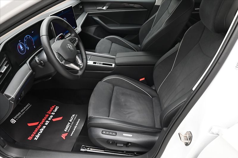 Volkswagen Passat 2,0 TDI 110 kW DSG Business Zá - fotka 13 z 32