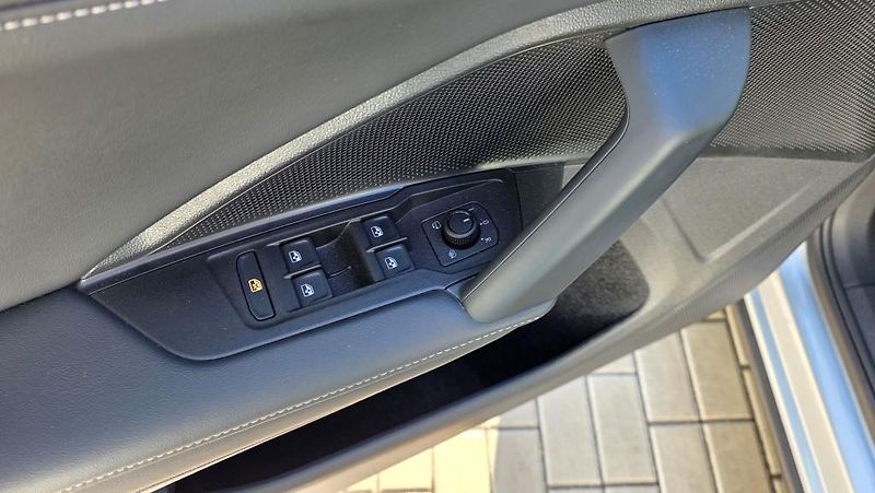 Volkswagen Tayron (2025) 2.0 TDI 142kW 4x4 DSG7 7míst - fotka 17 z 41