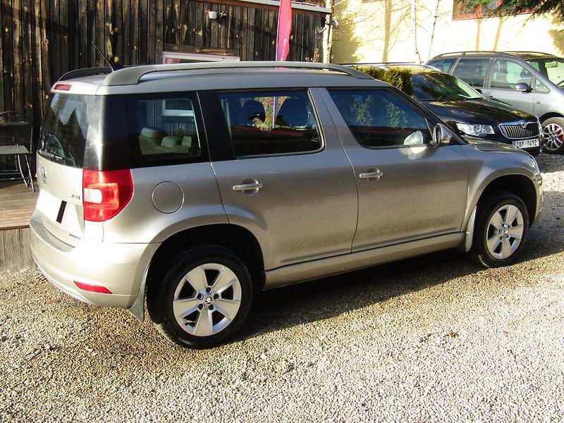 Škoda Yeti (2014) 1.6 TDI 77kW  BEZ KOROZE - fotka 10 z 38