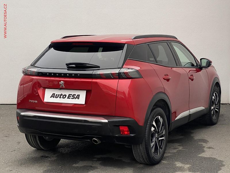 Peugeot 2008 (2019) 1.5 HDi, Allure, AT, LED - fotka 4 z 18