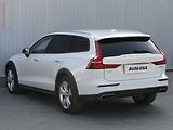 Volvo V60 (2019) 2.0 D4 4x4, Cross Country - náhled 6