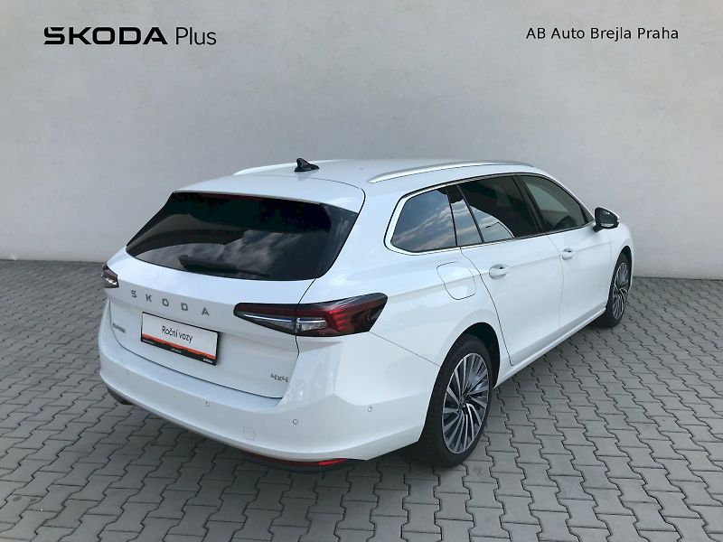 Škoda Superb (2025) COMBI L K TD 142/2.0 A7A - fotka 2 z 29