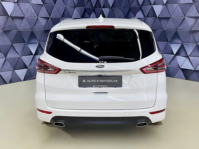 Ford S-MAX 2.0 TDCi 140KW AWD TITANIUM - fotka 6 z 28