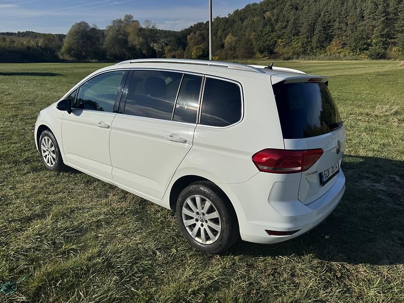 Volkswagen Touran (2017) - fotka 7 z 24