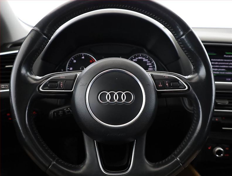 Audi Q5 (2016) 2.0 TDI, 4X4, Automat - fotka 8 z 21