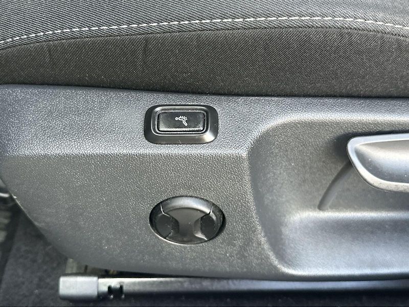 Škoda Octavia (2023) Combi 1.5 TSI e-TEC DSG Style+ - fotka 20 z 35