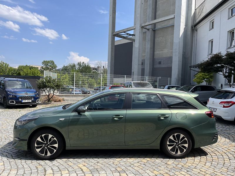 Kia Ceed (2026) - fotka 2 z 24