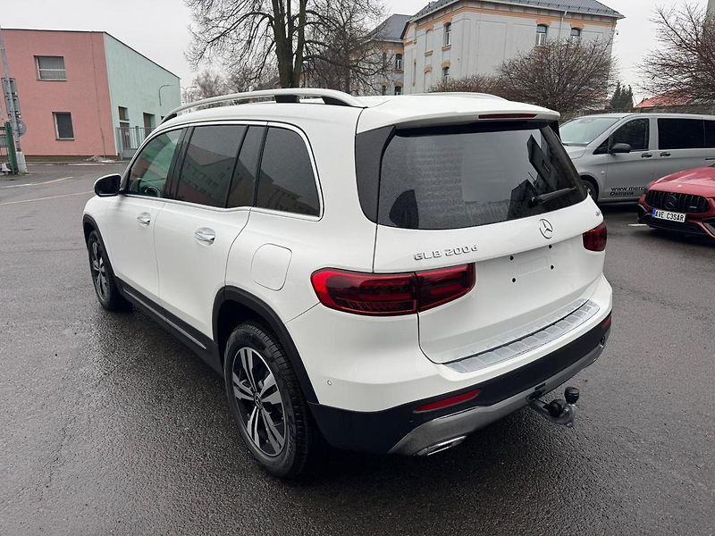 Mercedes-Benz GLB (2025) 200 d 4MATIC - fotka 4 z 25