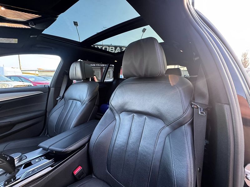 BMW Řada 5 (2018) 540i G31 3,0 250KW MPACKET 4X4 - fotka 19 z 50