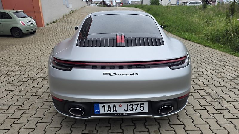 Porsche 911 (2020) 4S BOSE SERVIS TOP STAV - fotka 5 z 14