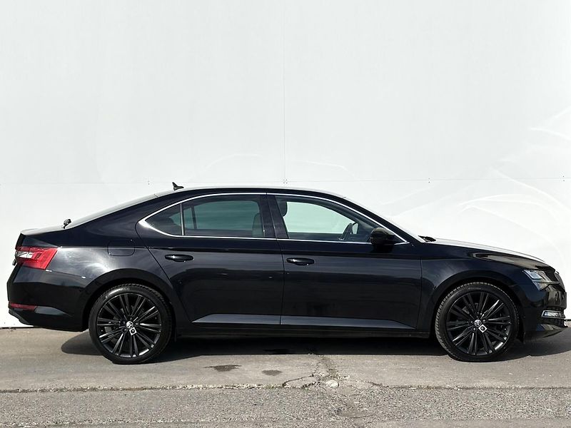 Škoda Superb 2.0 TDI 4x4 DSG / 147 kW Style - fotka 3 z 24