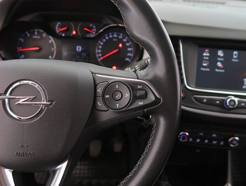 Opel Crossland X (2021) 1.2, ČR,1.maj, Serv.kniha - fotka 17 z 19