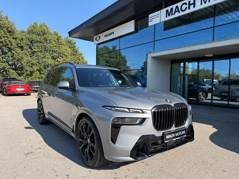 BMW X7 xDrive 40d nátáčecí náprava - fotka 5 z 32