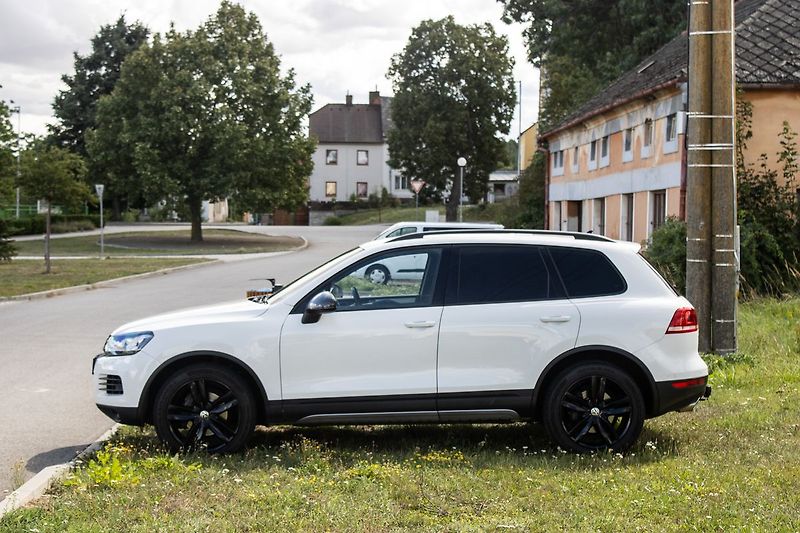 Volkswagen Touareg - fotka 8 z 40