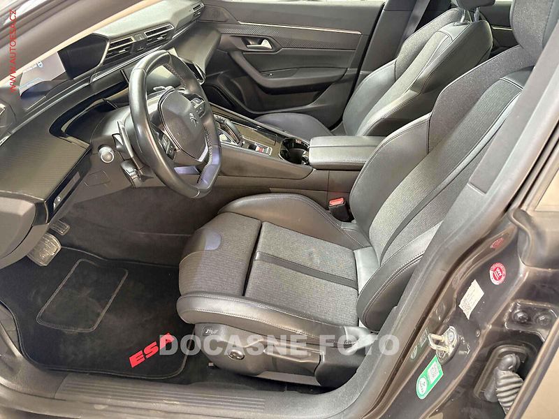 Peugeot 508 (2023) 1.5 HDi, Allure, AT, LED - fotka 9 z 15