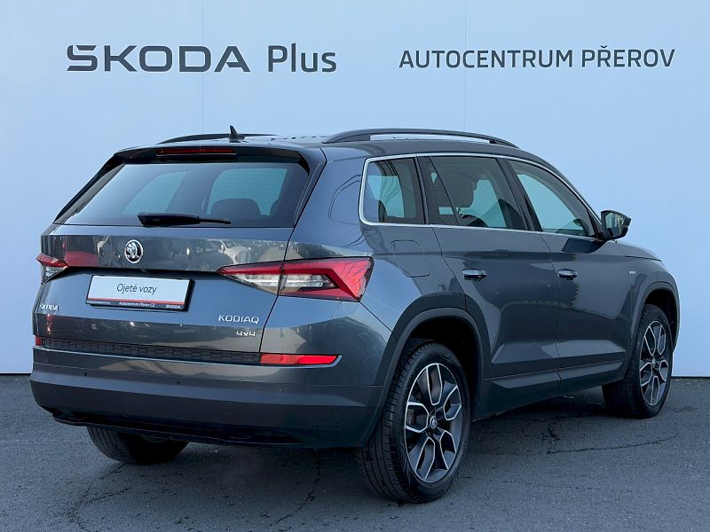 Škoda Kodiaq (2019) 2.0 TSI 140kW 4x4 DSG Soleil - fotka 2 z 35