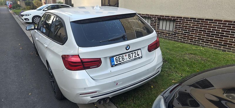 BMW Řada 3 (2017) BMW 320D 2017 Sportline - fotka 3 z 8