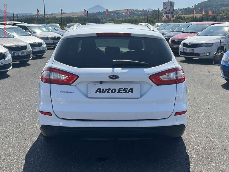 Ford Mondeo (2015) 1.5 TDCi, 2.maj,ČR, AC, navi - fotka 5 z 17