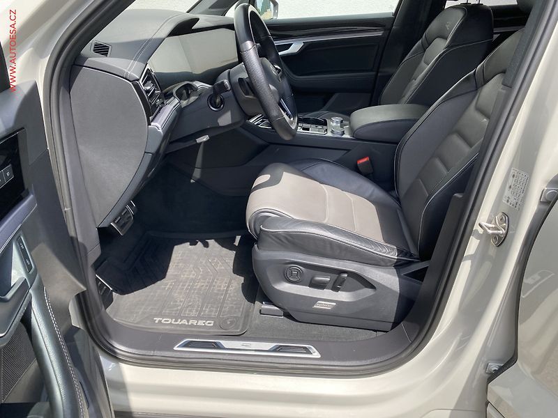 Volkswagen Touareg (2021) 3.0 TDi 4x4, 1.maj,ČR, R - fotka 9 z 32