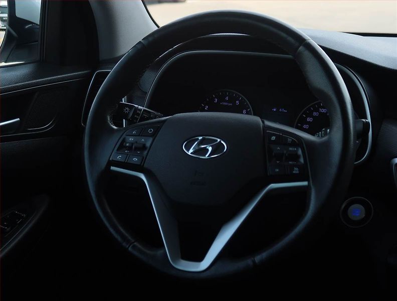 Hyundai Tucson (2019) 1.6 T-GDI, Serv.kniha - fotka 16 z 19