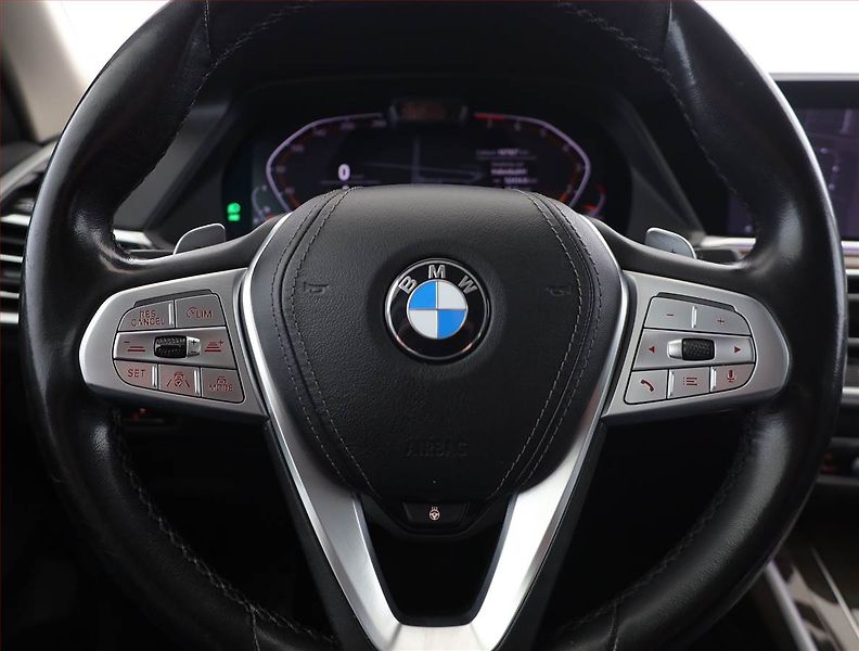 BMW X7 (2020) xDrive40i - fotka 12 z 28
