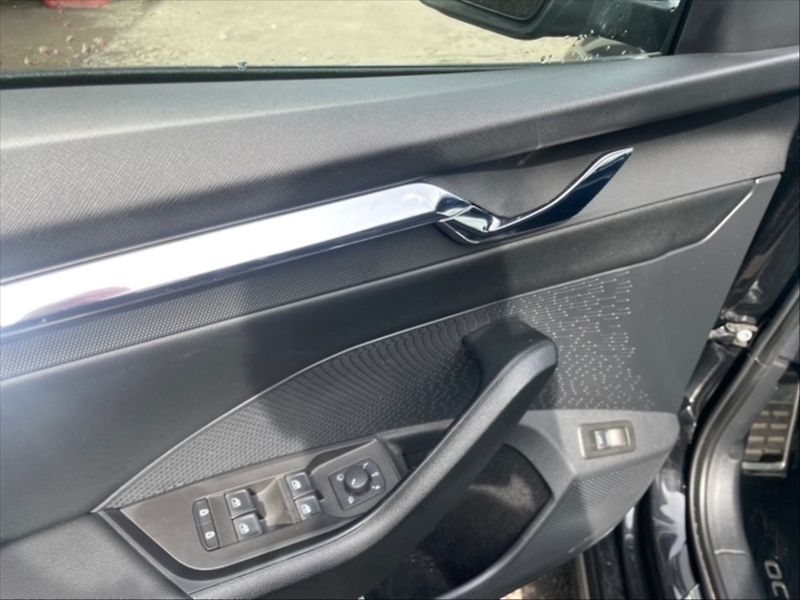 Škoda Octavia 2,0 TDI Scout 4x4 DSG - fotka 11 z 11
