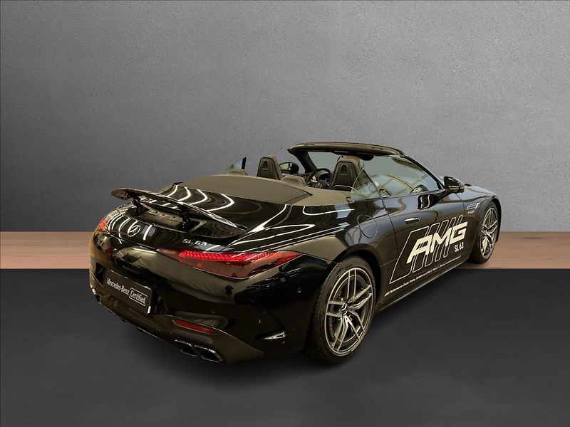 Mercedes-Benz SL Mercedes-AMG 63 4MATIC+ - fotka 21 z 24