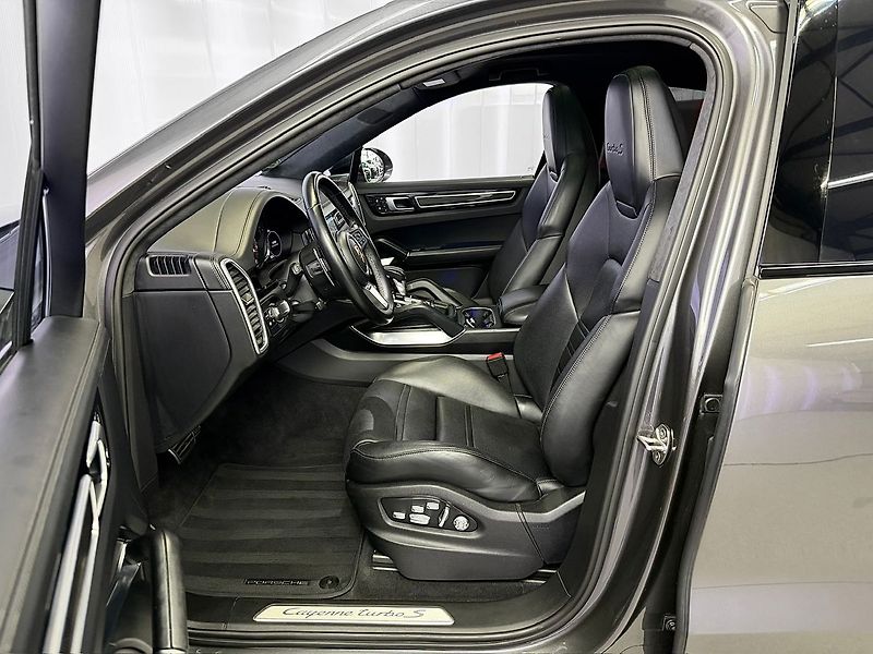 Porsche Cayenne TURBO S E-HYBRID COUPE, 500KW, - fotka 11 z 36