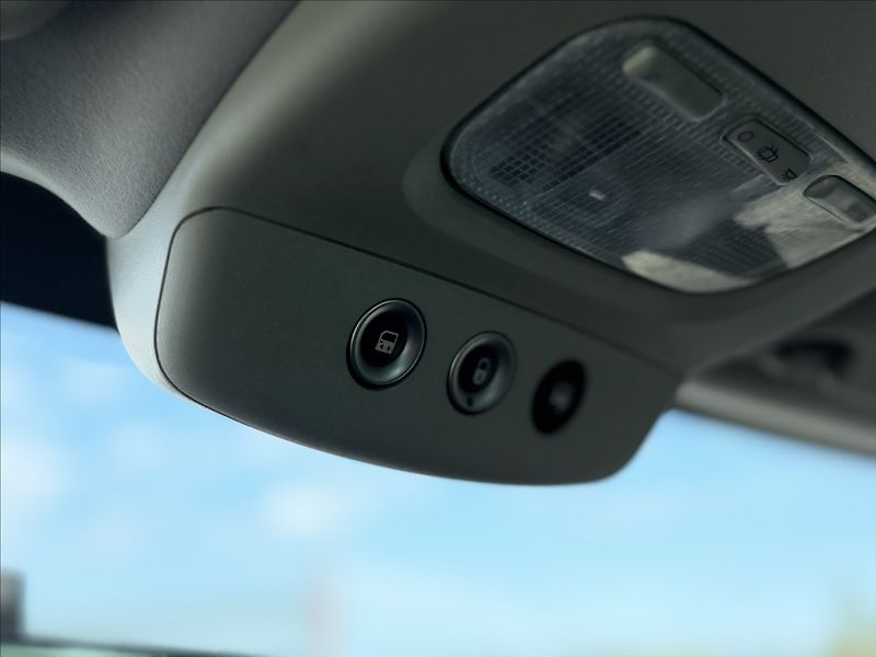 Citroën C8 2,0 HDI 100kW XENONY,TAŽNÉ - fotka 14 z 27