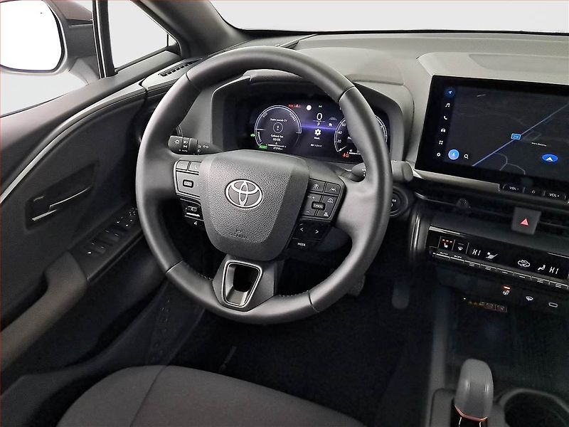 Toyota C-HR (2025) 2.0 Hybrid - fotka 7 z 18