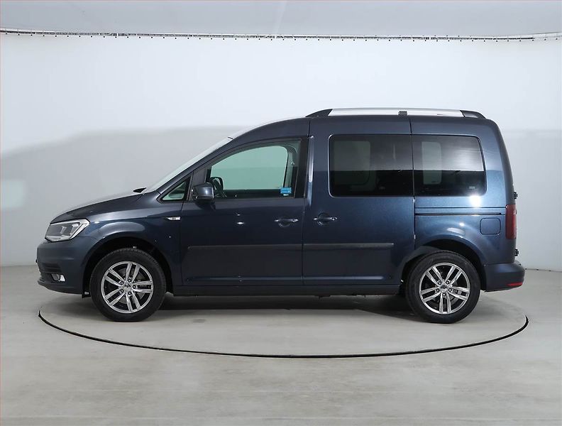 Volkswagen Caddy (2019) 1.4 TSI, 5Míst, ČR, 1Maj - fotka 3 z 19
