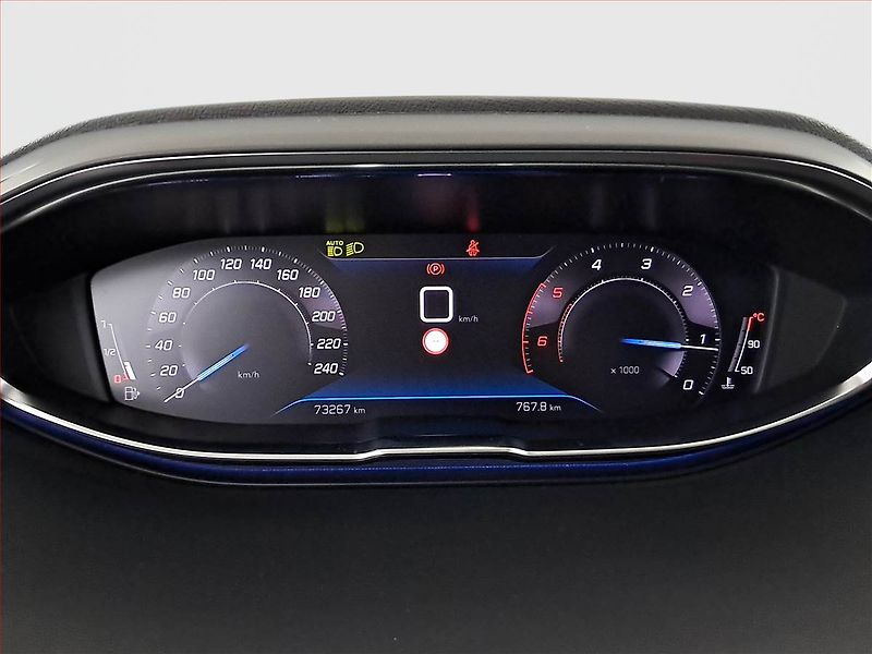 Peugeot 3008 (2022) 1.5 BlueHDi, Serv.kniha, Kůže - fotka 11 z 18