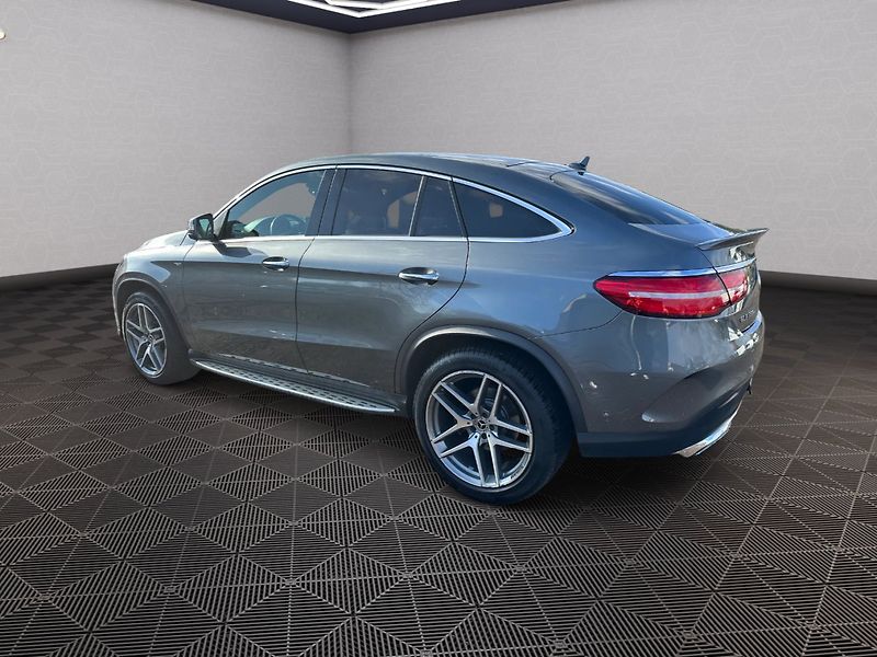 Mercedes-Benz GLE (2017) 350D 4Maric 190kw - fotka 5 z 29