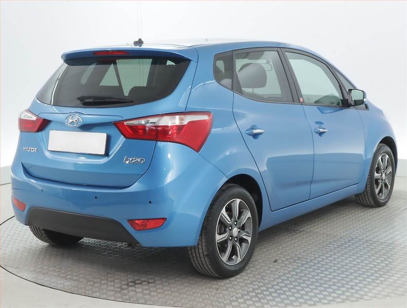Hyundai ix20 (2017) 1.6 CVVT, Automat, Tempomat - fotka 5 z 15