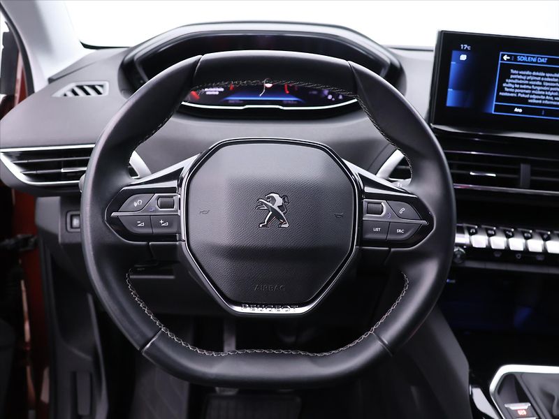 Peugeot 5008 1,5 HDI 96kW Allure 7-Míst DPH - fotka 17 z 36