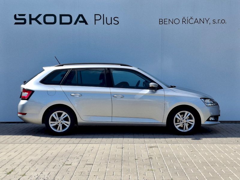 Škoda Fabia (2022) Combi Ambition 1,0TSi 70kW - fotka 11 z 31