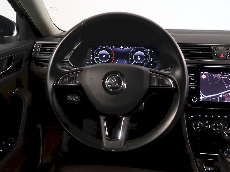 Škoda Superb (2020) LAURIN&KLEMENT 2.0TDI 140KW DS - fotka 18 z 48