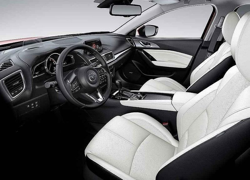Mazda CX-9.