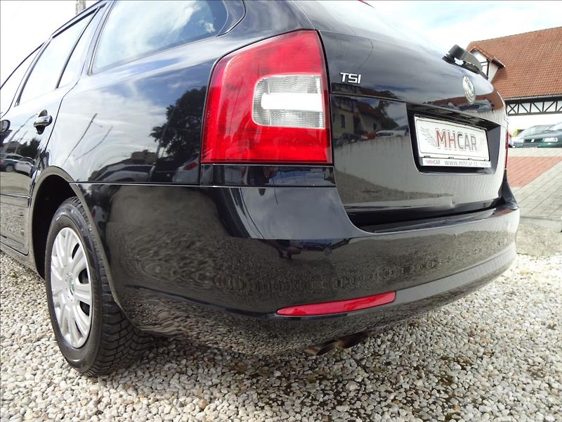 Škoda Octavia II 1,4 TSI 90kW GO MOTORU - fotka 14 z 50