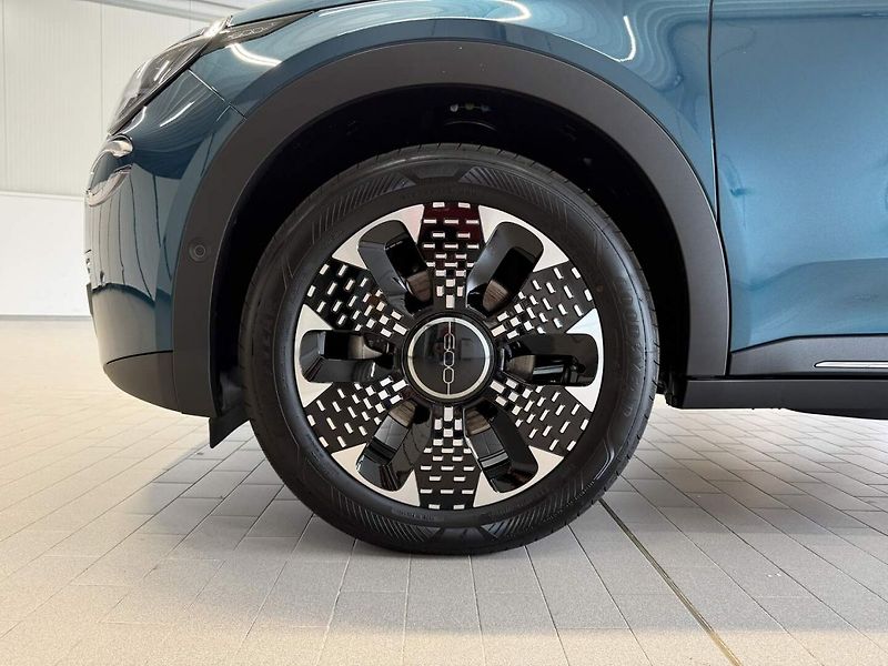 Fiat 600 (2026) La Prima BEV 54kWh 156k - fotka 23 z 23