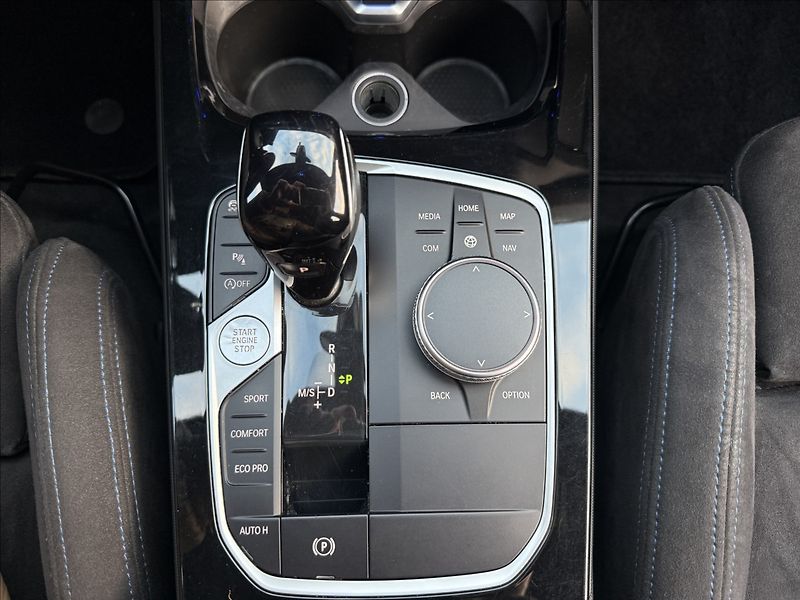 BMW Řada 1 M135i - fotka 17 z 23