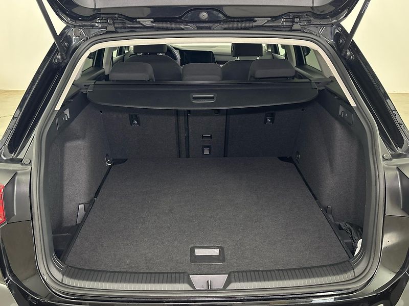 Volkswagen Golf Style DSG - fotka 10 z 28