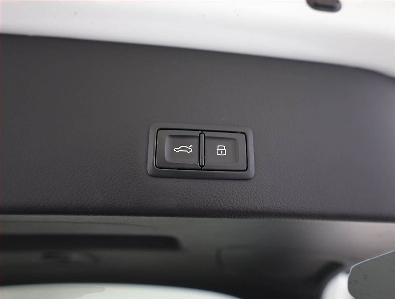 Audi A6 (2018) S line 3.0 TDI, 4X4, Automat - fotka 19 z 21
