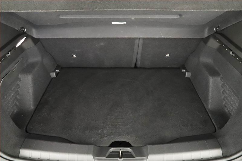 Jeep Avenger (2024) 54 kWh, SoH 95% - fotka 16 z 18